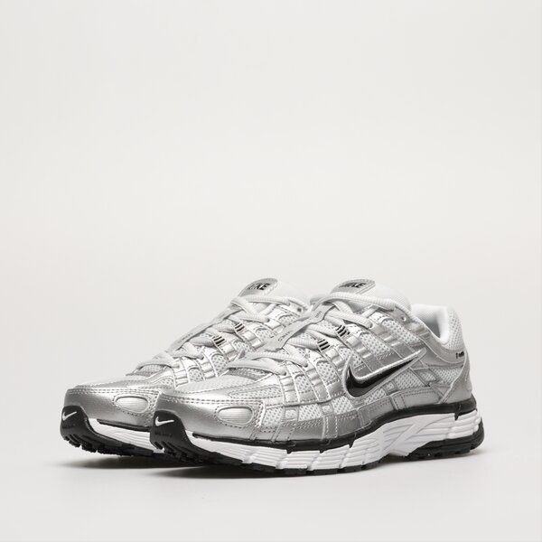 Nike — P-6000 — Silver / Metallic / Black